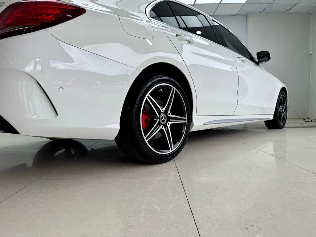 Mercedes-Benz C-Class — миниатюра 20