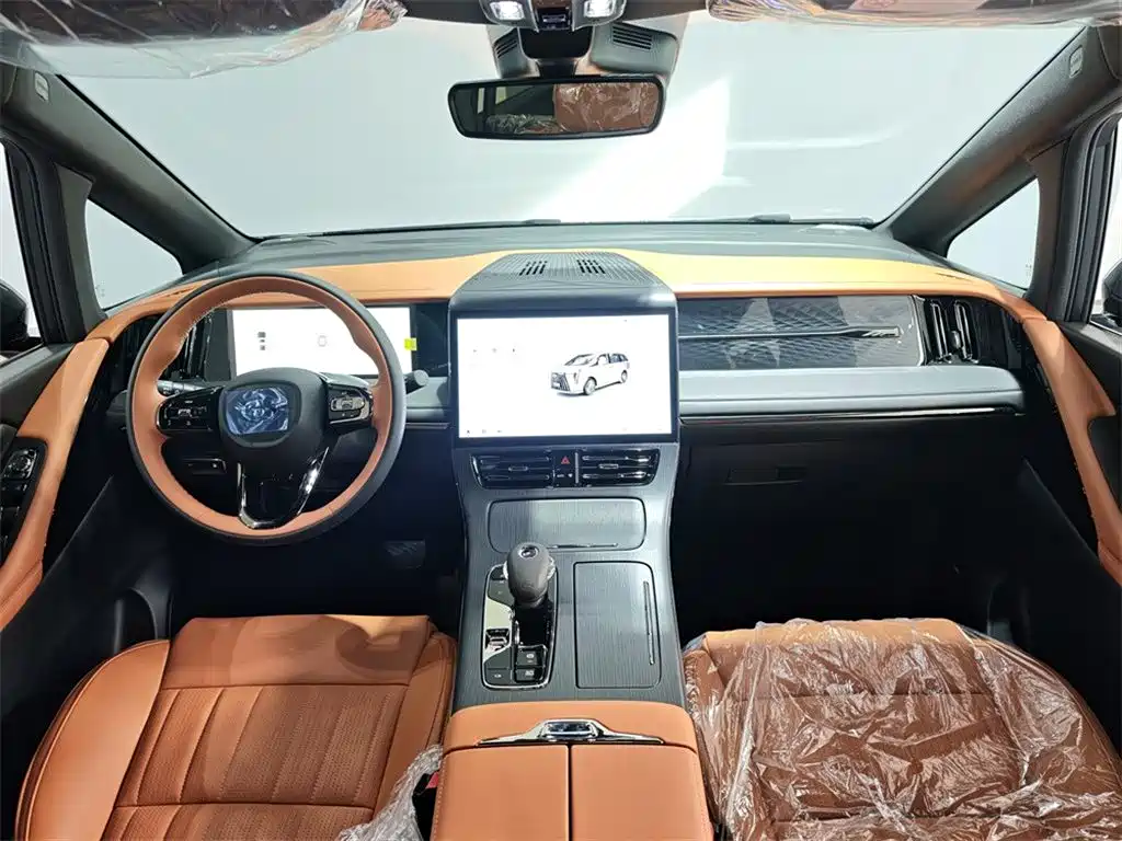 GAC Motor Trumpchi E9 — миниатюра 6