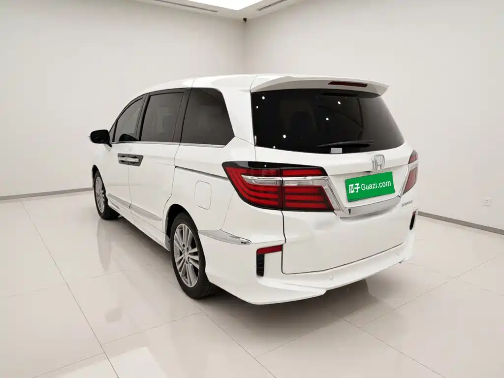Honda Elysion — миниатюра 4
