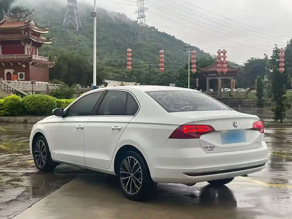Volkswagen Bora — миниатюра 5