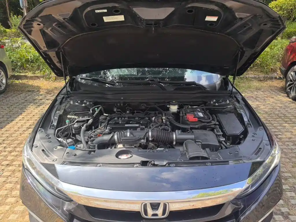 Honda Accord — миниатюра 26