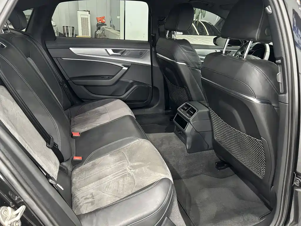 Audi A6L — миниатюра 15