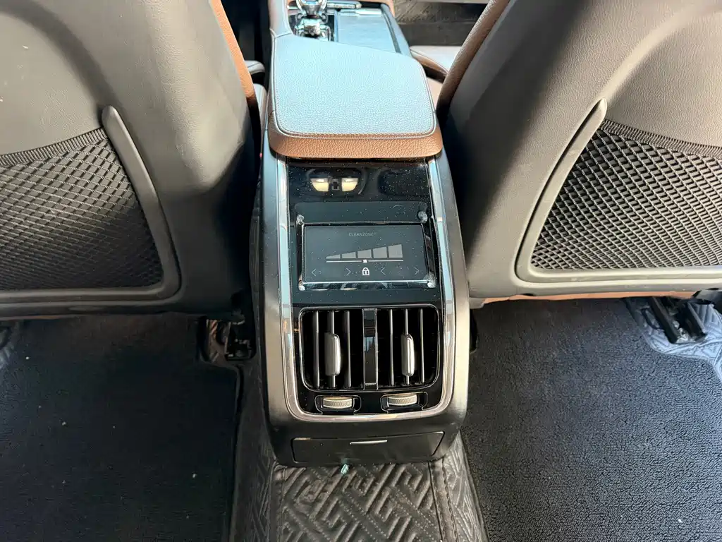 Volvo S90 — миниатюра 14