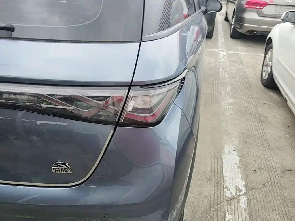 BYD Dolphin — миниатюра 8