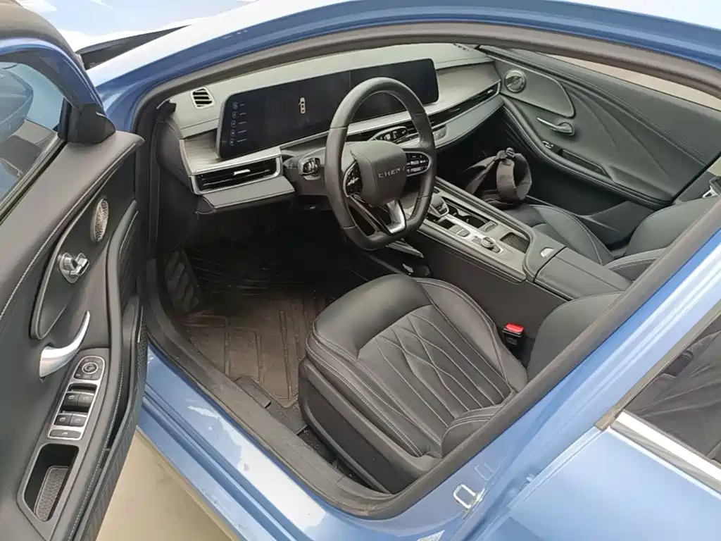 Chery Arrizo 8 — миниатюра 16