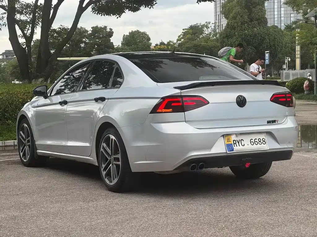 Volkswagen Lamando — миниатюра 4