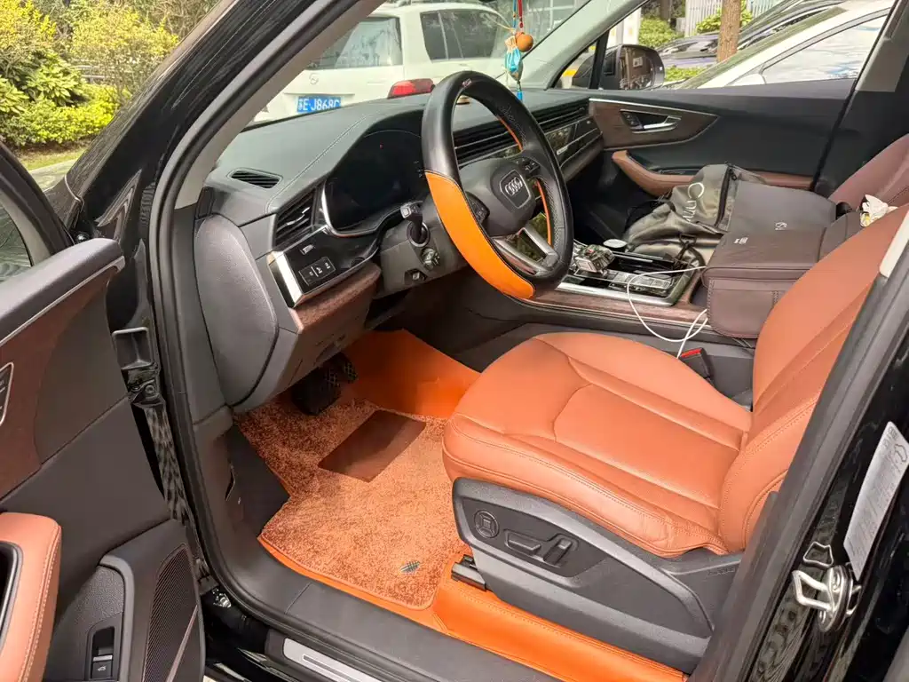 Audi Q7 — миниатюра 3