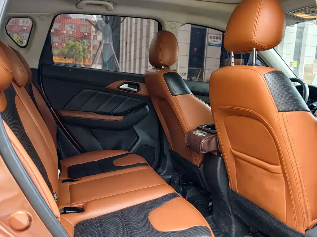 BAIC Senova X35 — миниатюра 14