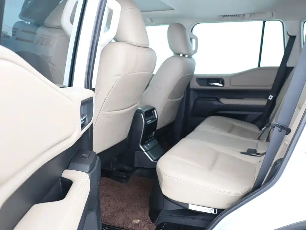 Toyota Prado — миниатюра 10