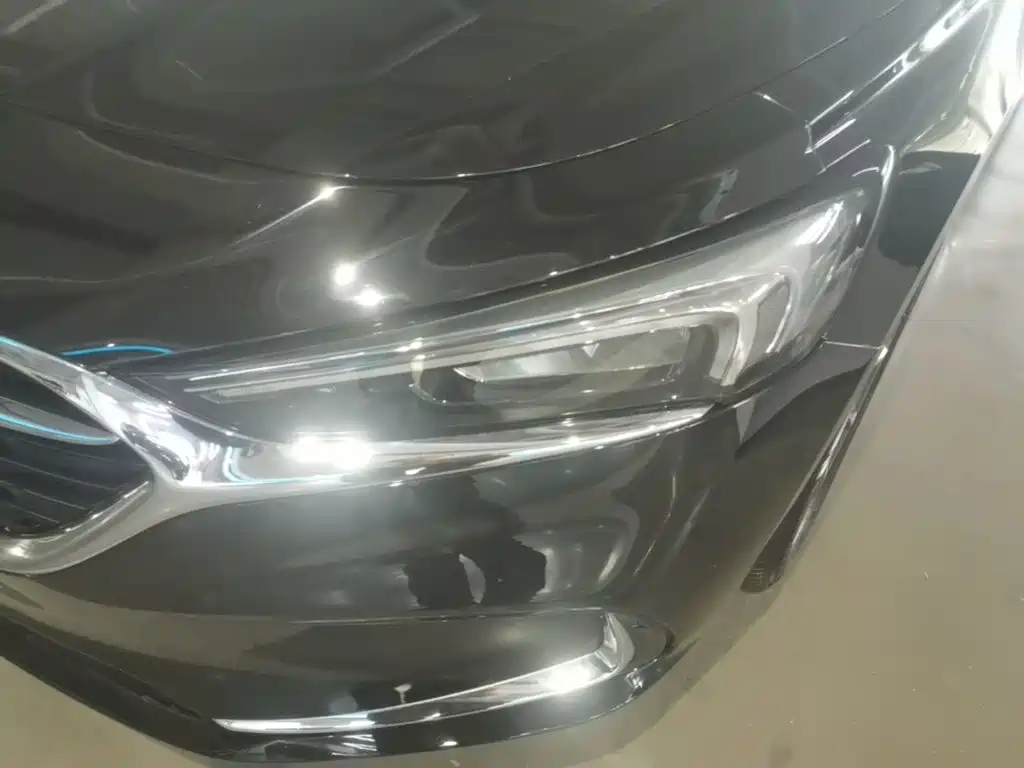 Buick LaCrosse — миниатюра 24