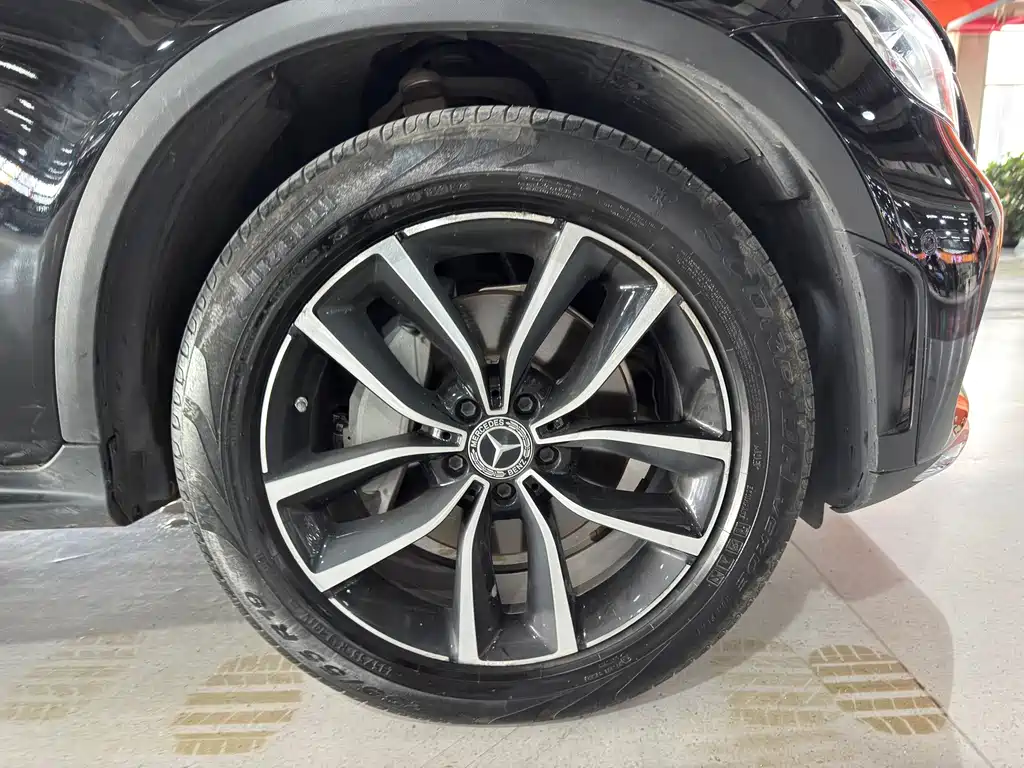 Mercedes-Benz GLC — миниатюра 22