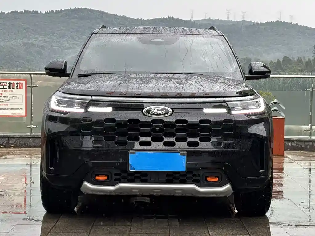 Ford Explorer — миниатюра 2
