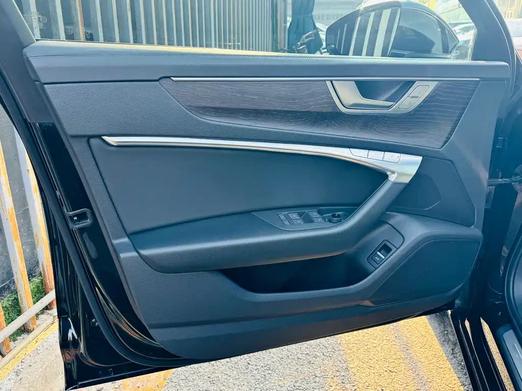Audi A6L 2023 45 TFSI quattro