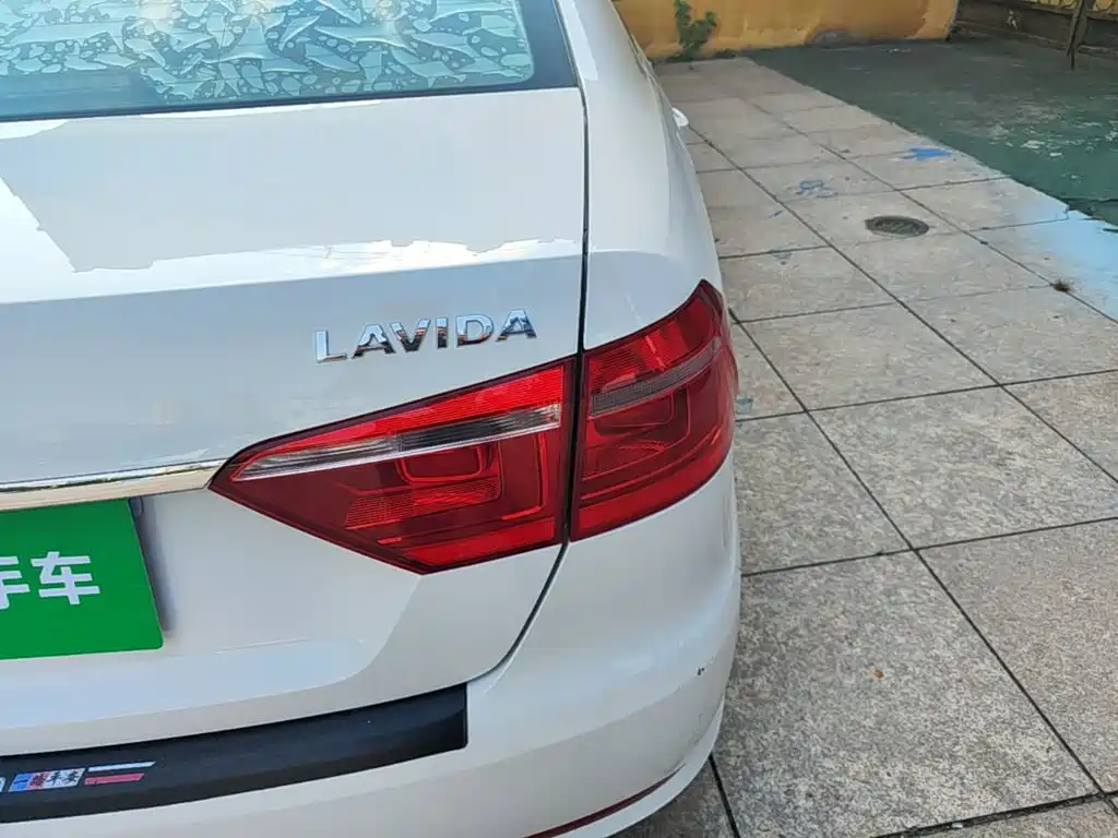 Volkswagen Lavida — миниатюра 8
