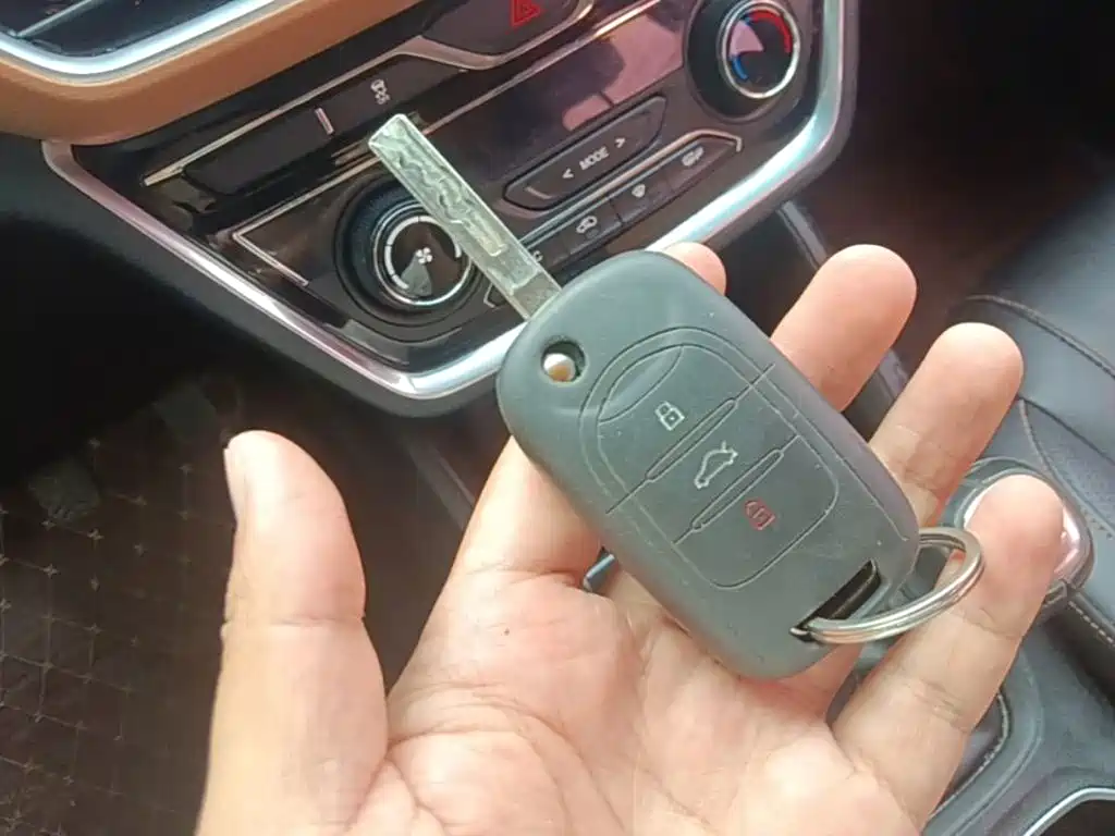 Wuling Hongguang S3 — миниатюра 9