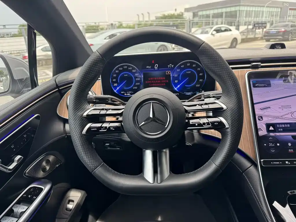 Mercedes-Benz EQE 2022 350