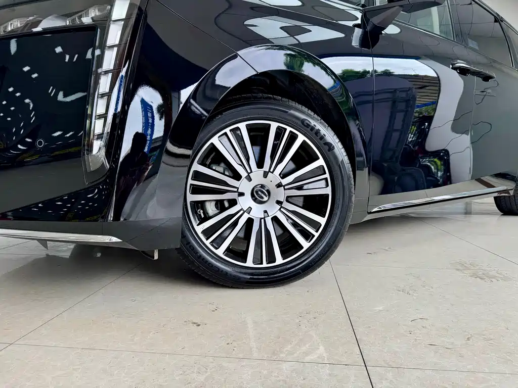 GAC Motor Trumpchi E8 PHEV — миниатюра 19