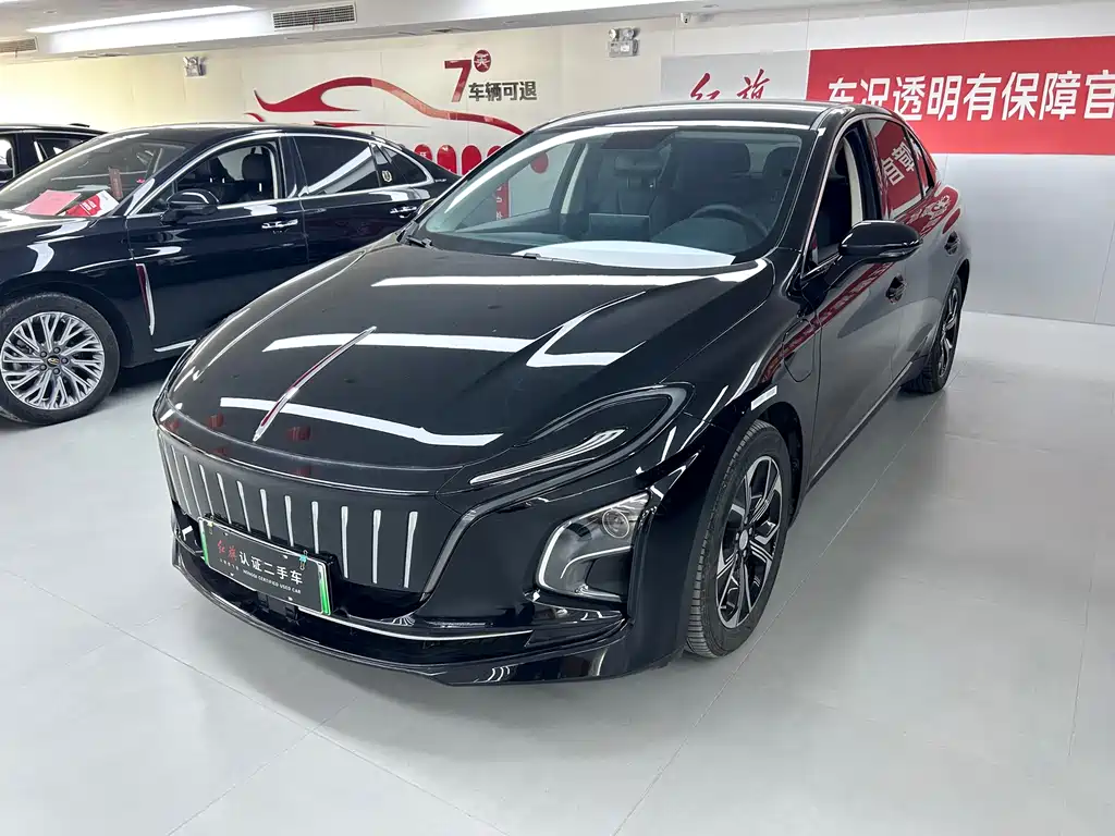 Hongqi Hongqi E-QM5 2024