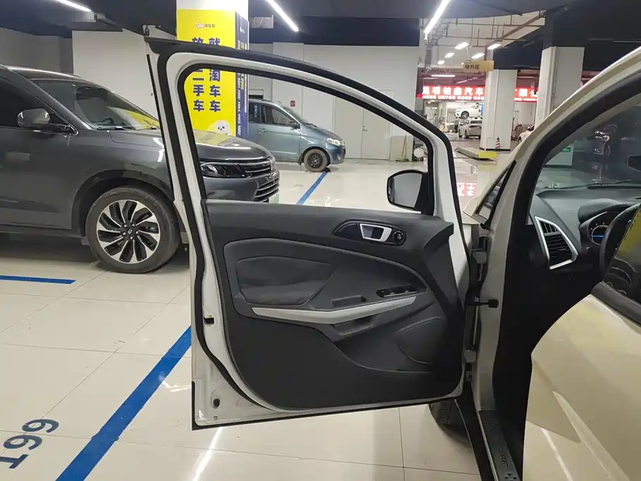 Ford Ecosport — миниатюра 7