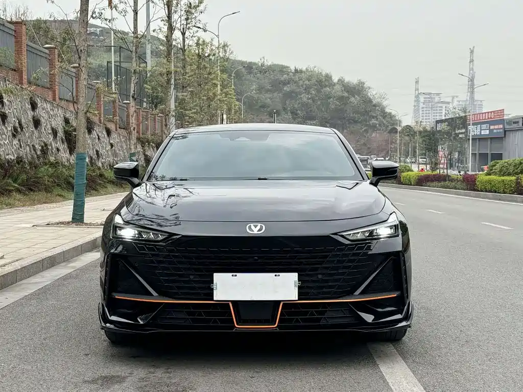 Changan UNI-V — миниатюра 2