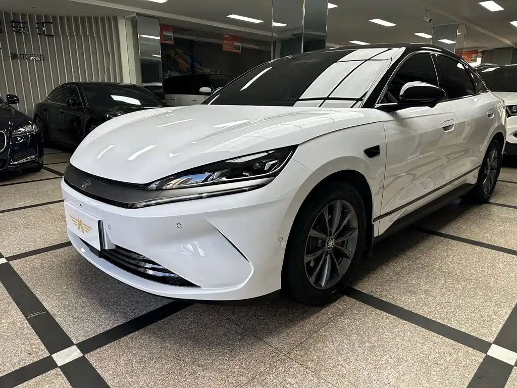 BYD Qin L