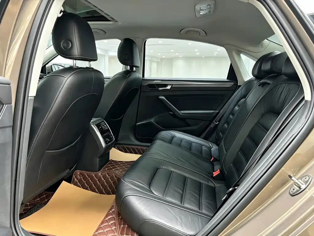 Volkswagen Passat — миниатюра 5