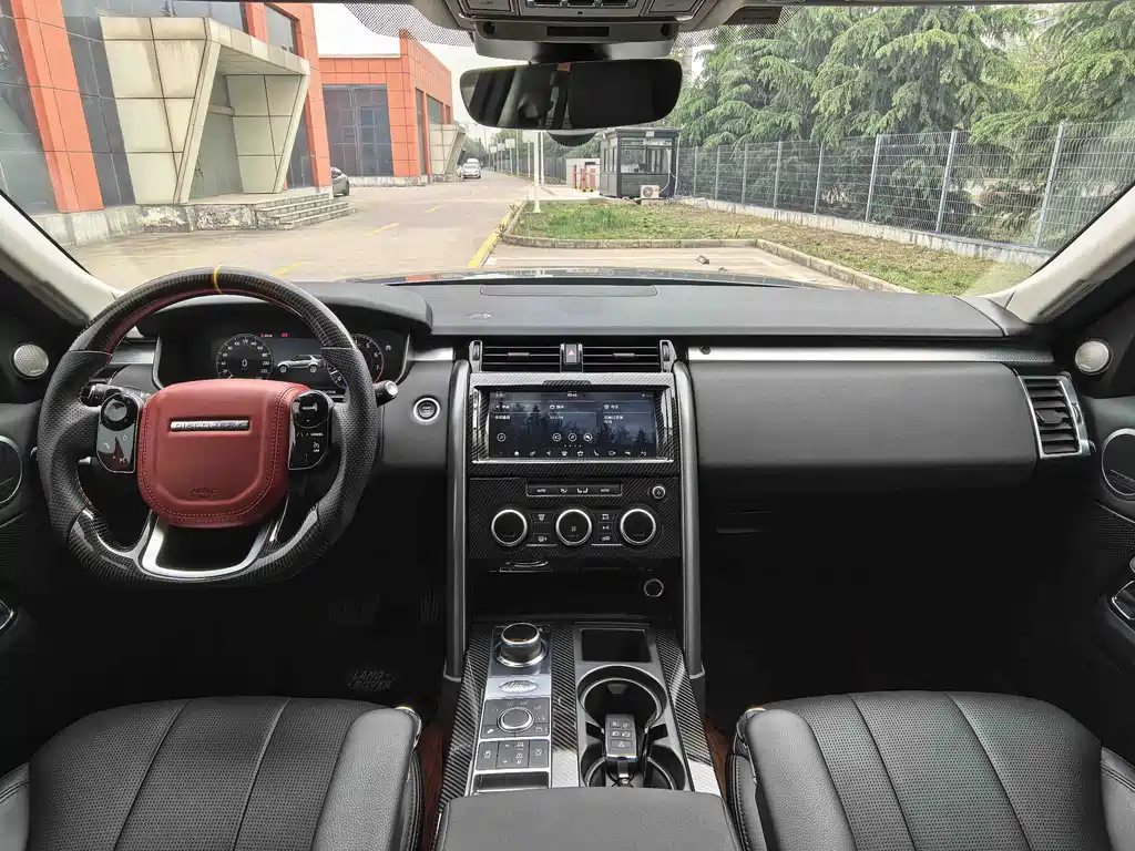 Land Rover Discovery 2020 3.0 SC V6 30