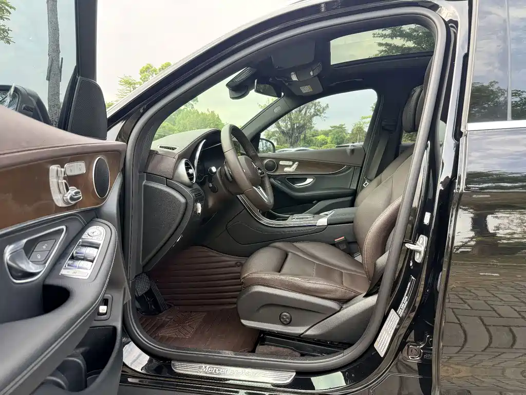 Mercedes-Benz GLC — миниатюра 7