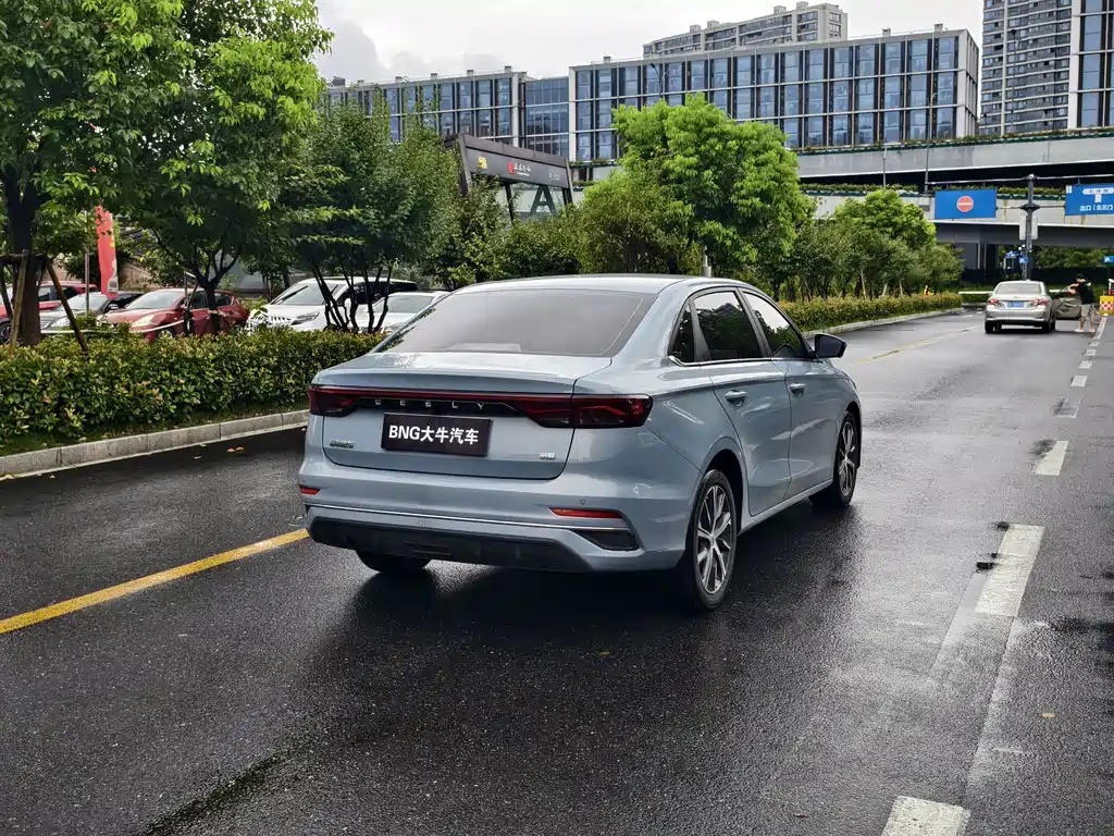 Geely Emgrand — миниатюра 4