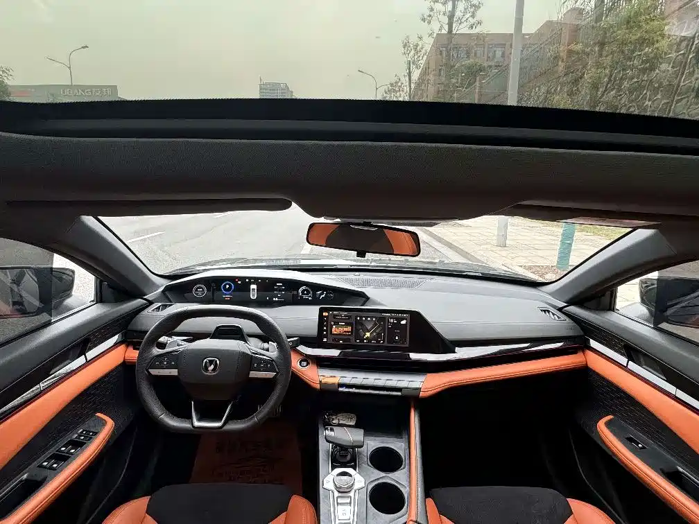 Changan UNI-V — миниатюра 6
