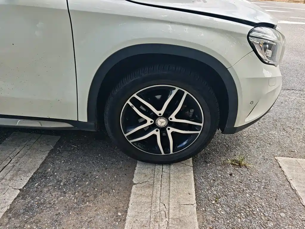 Mercedes-Benz GLA — миниатюра 24