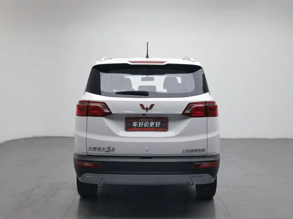 Wuling Hongguang S3 — миниатюра 4