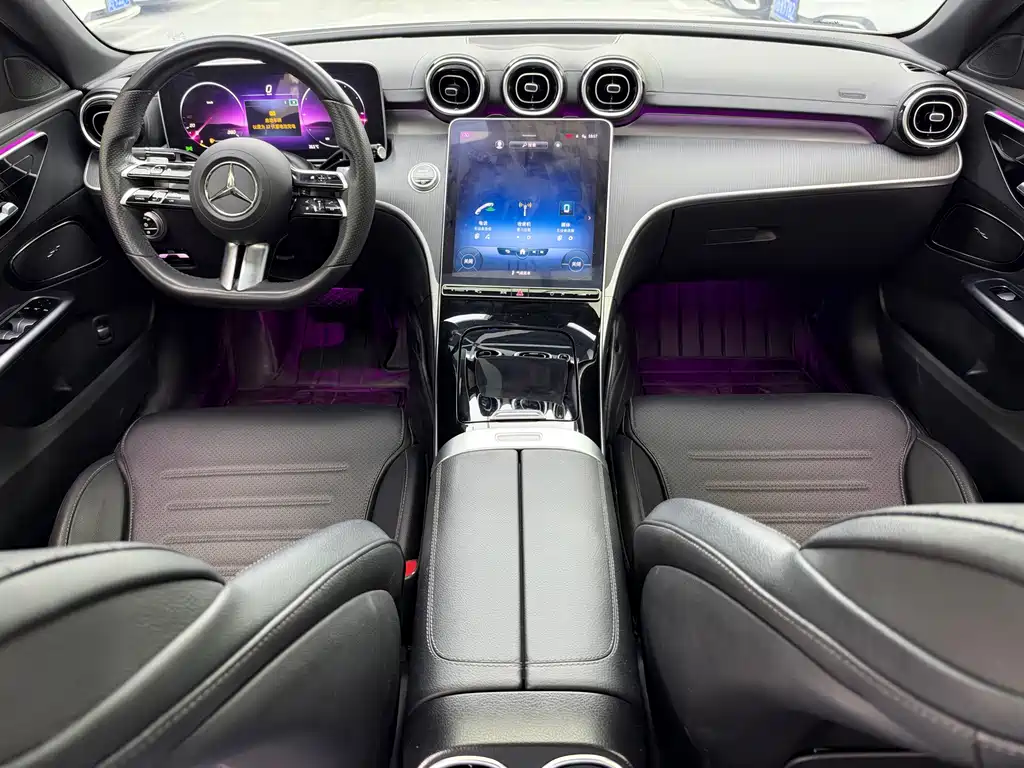 Mercedes-Benz C-Class — миниатюра 7