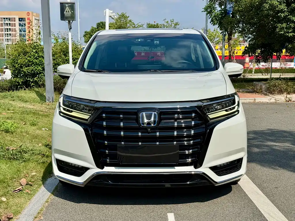 Honda Elysion — миниатюра 2