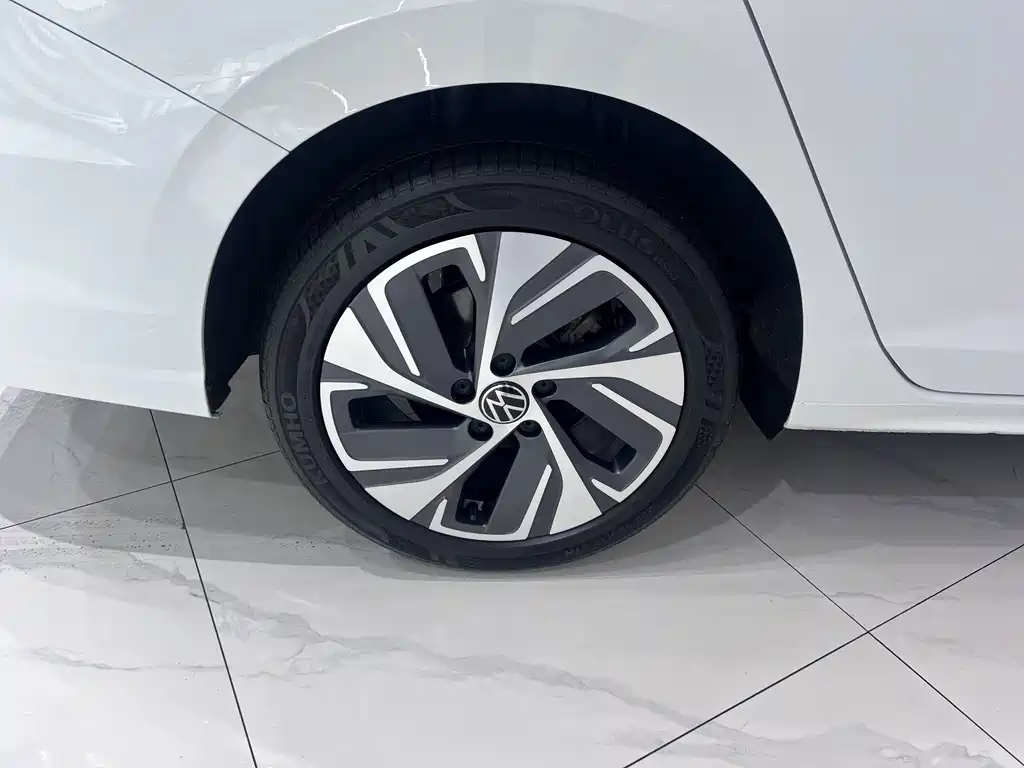 Volkswagen Bora — миниатюра 18