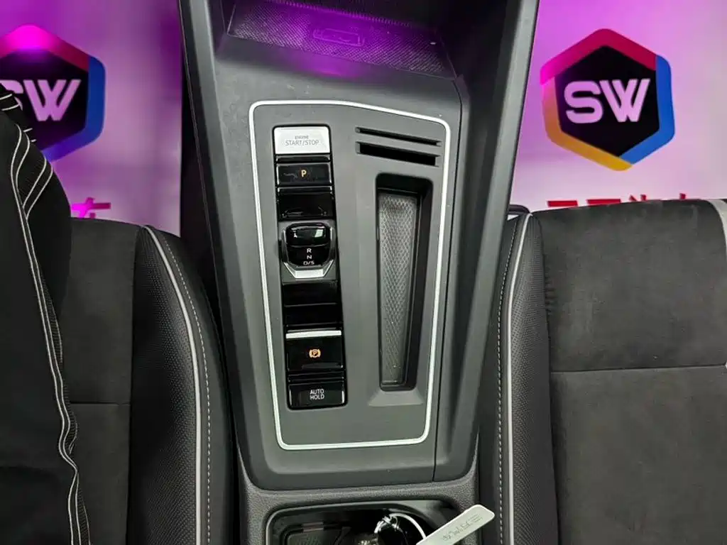 Volkswagen Golf — миниатюра 12