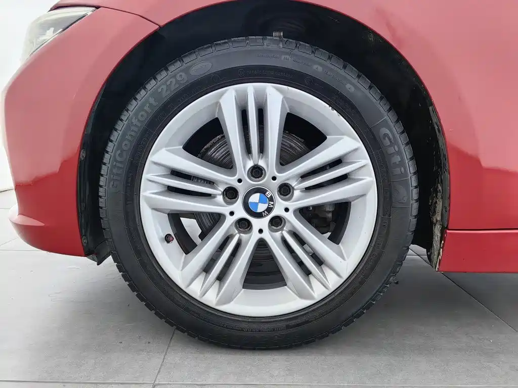 BMW 3 Series — миниатюра 17