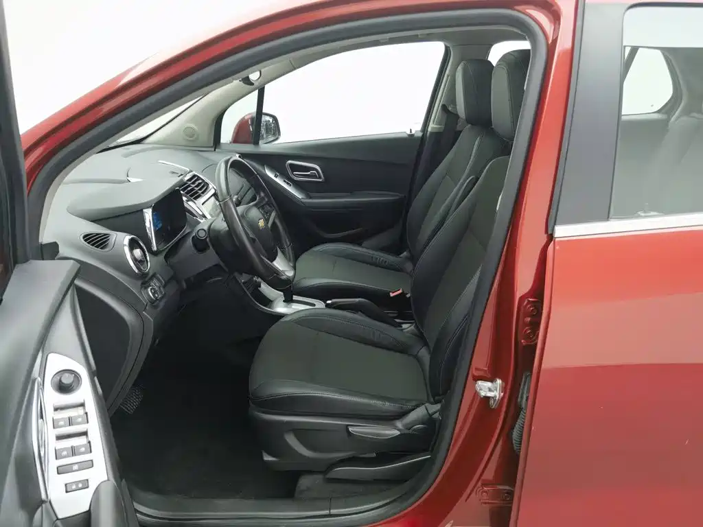 Chevrolet Trax — миниатюра 10