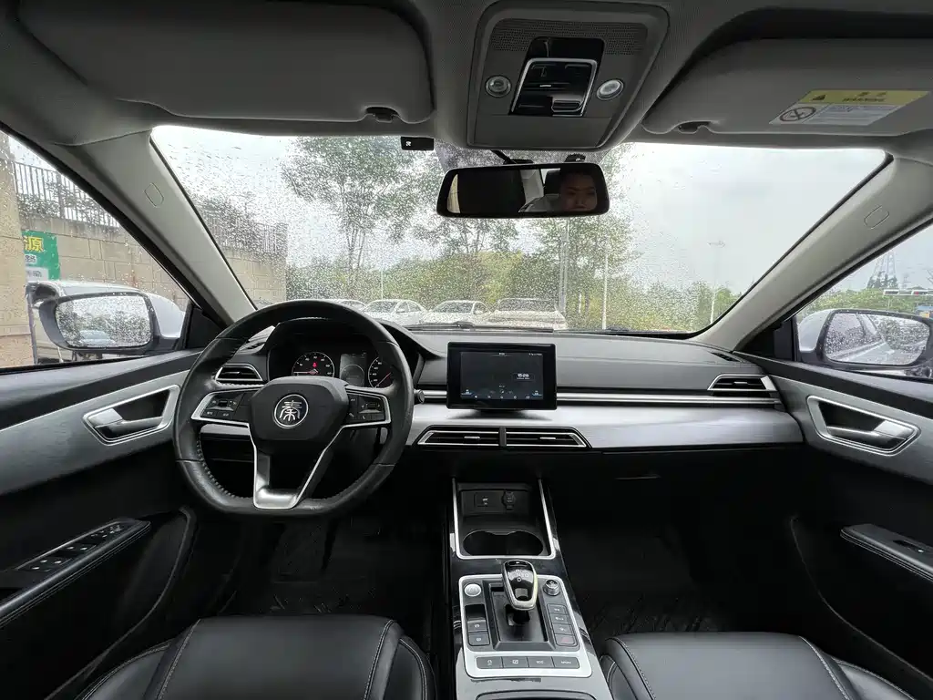 BYD Qin NEV — миниатюра 7