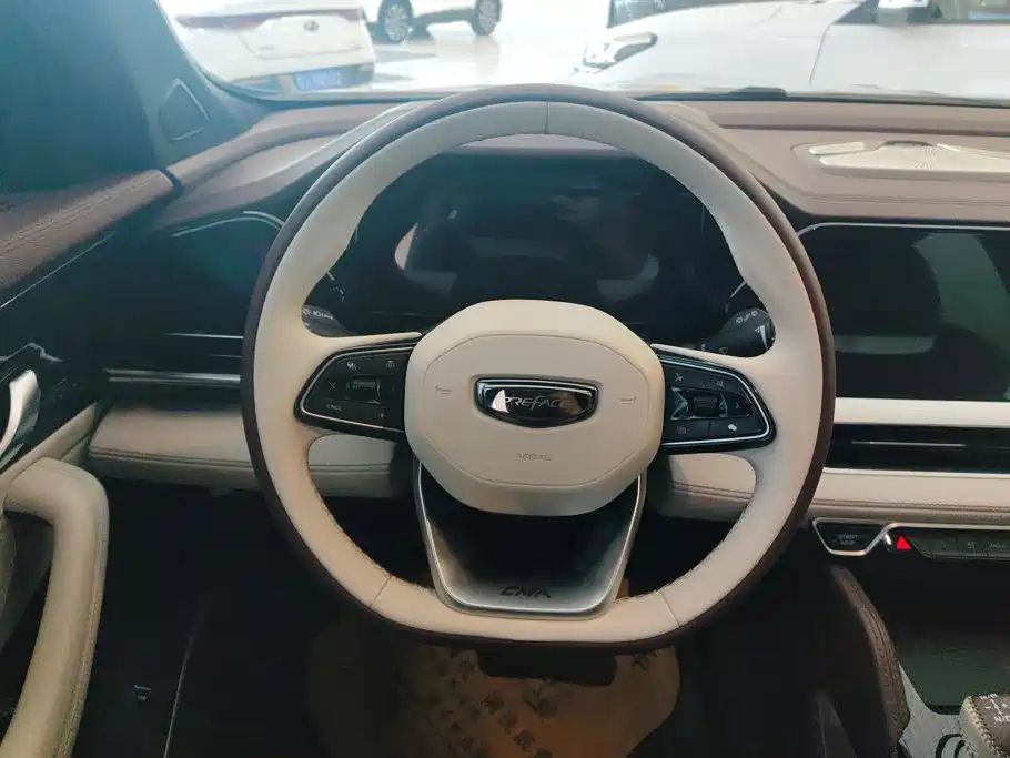 Geely Xingyue L — миниатюра 15