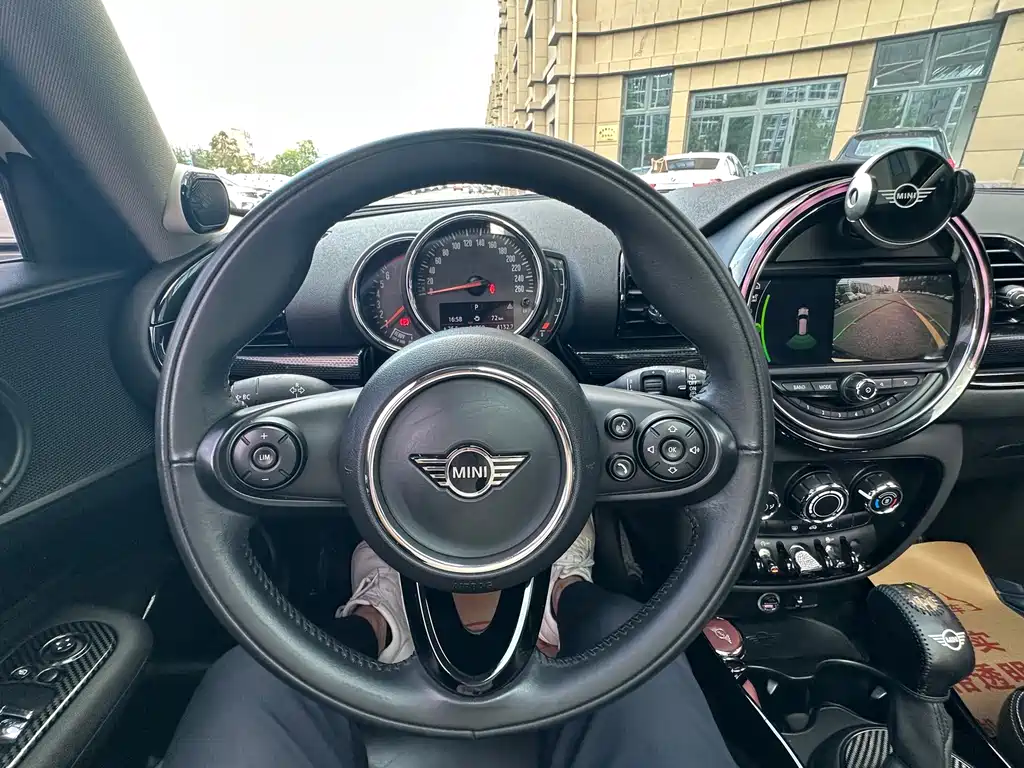 MINI Mini Clubman — миниатюра 11