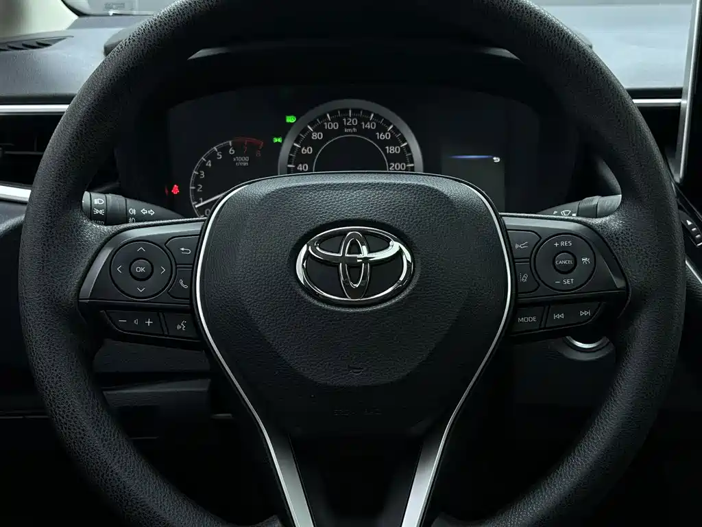 Toyota Corolla — миниатюра 12