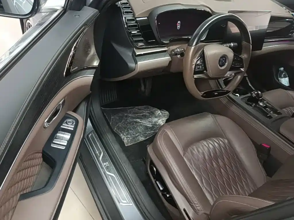 BYD Han — миниатюра 16