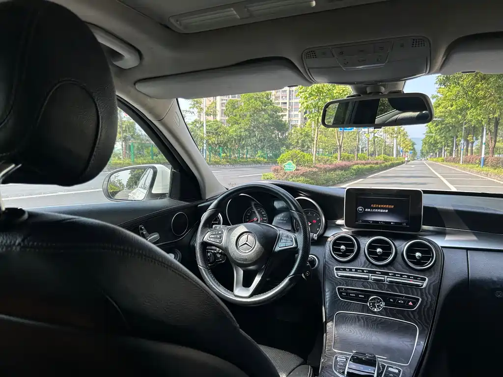Mercedes-Benz C-Class — миниатюра 5