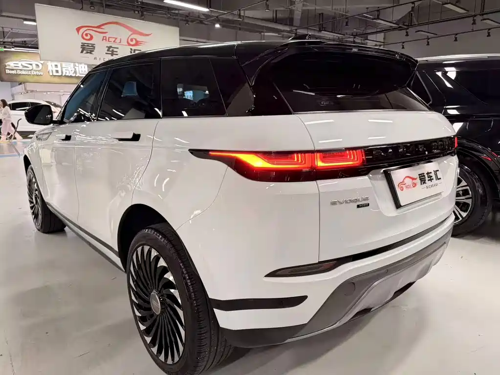 Land Rover Evoque — миниатюра 15