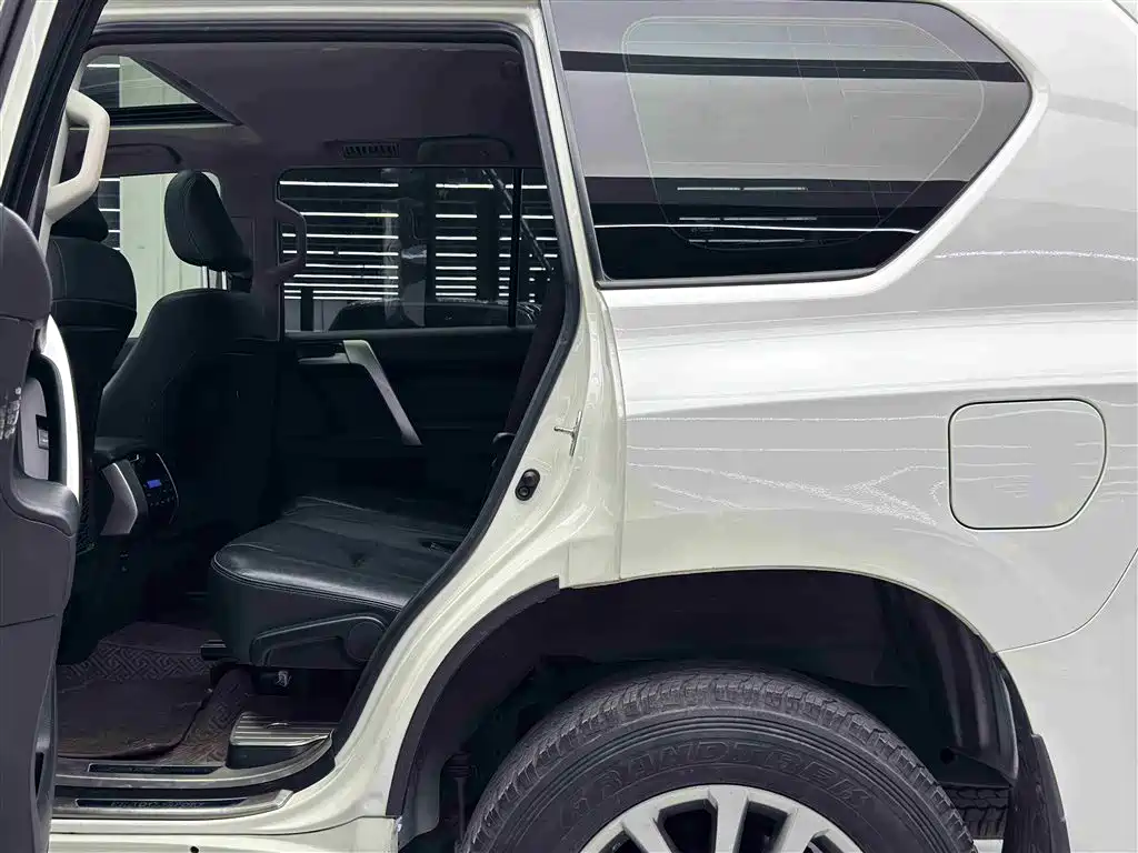 Toyota Land Cruiser Prado 2018 3.5L AT TX-L