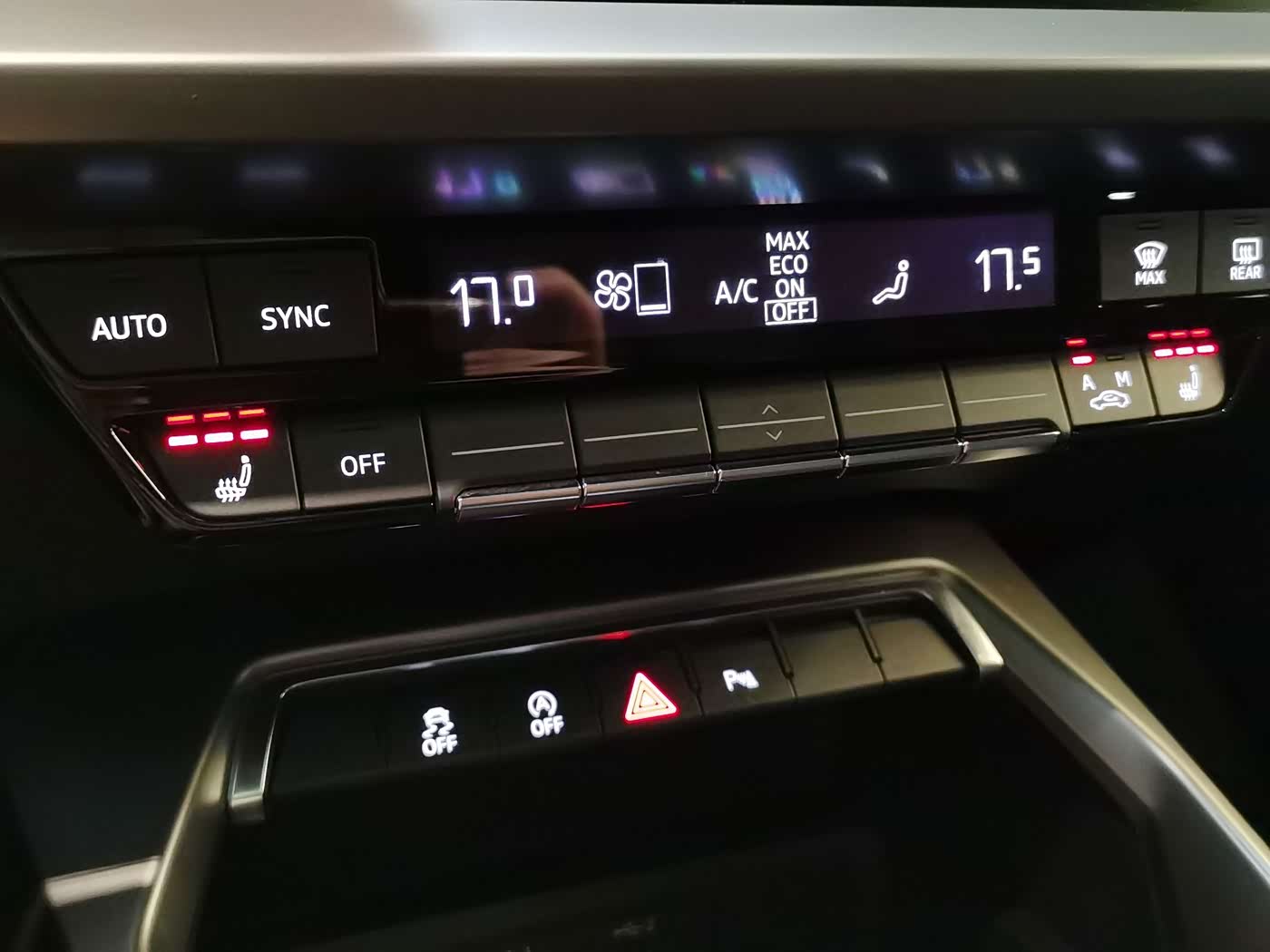 Audi A3 1.4 л 2023 г. Серебристо-серый, пробег 45000 км