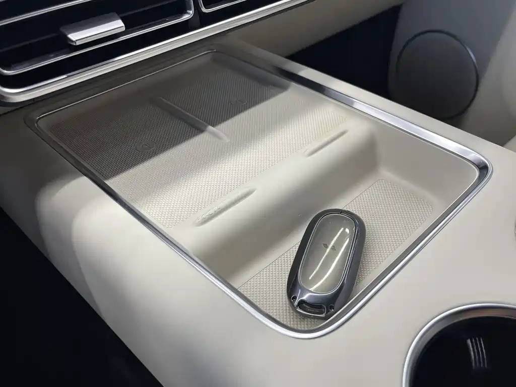 Li Auto Li L9 — миниатюра 20