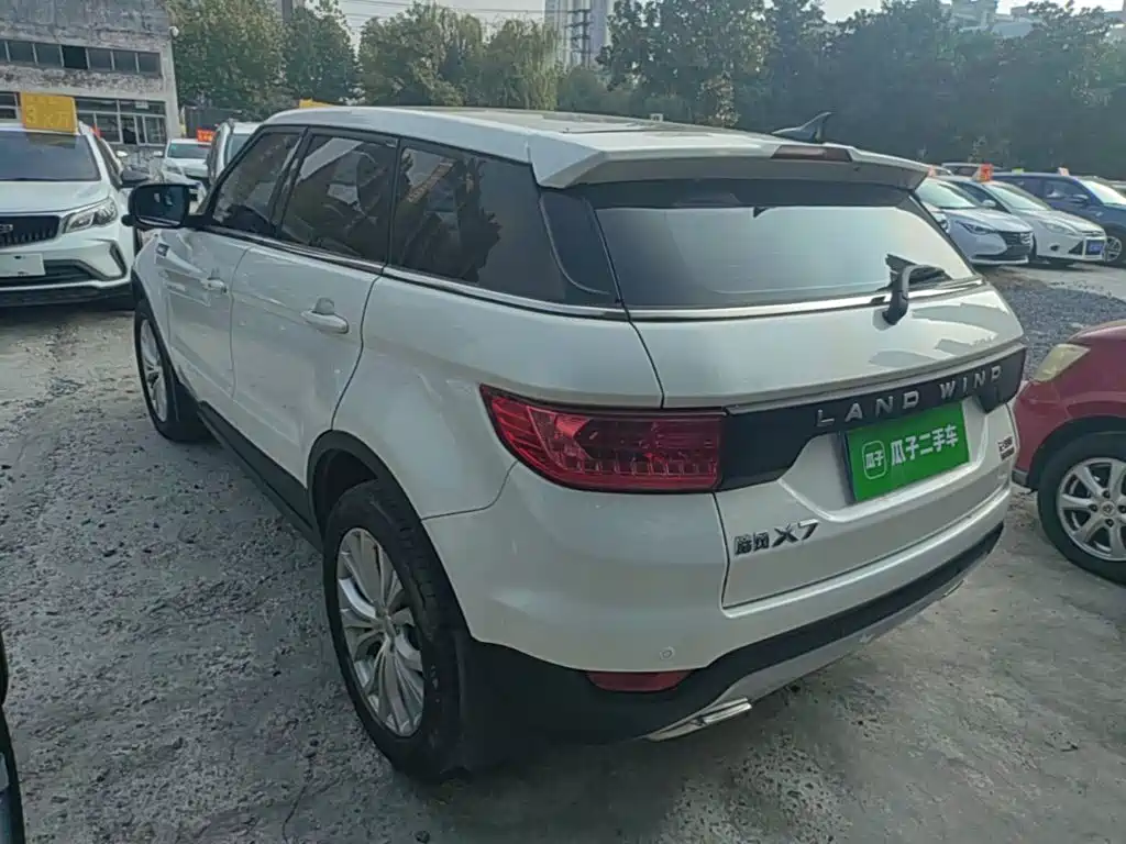 Landwind Landwind X7 — миниатюра 5