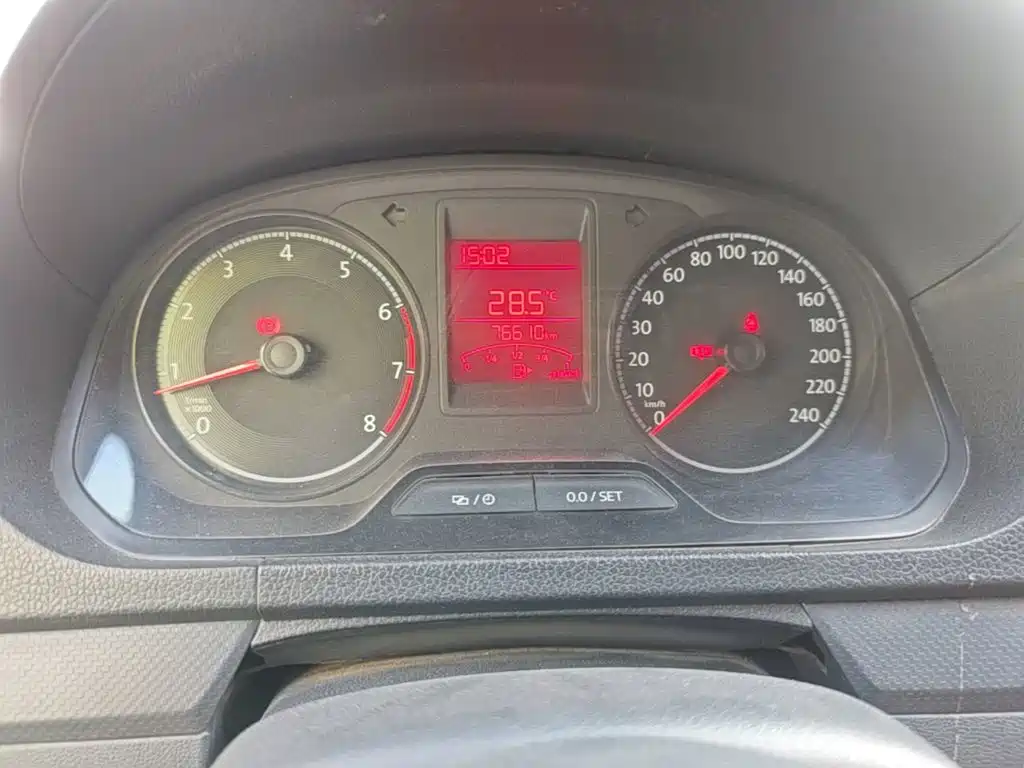 Volkswagen Jetta — миниатюра 12